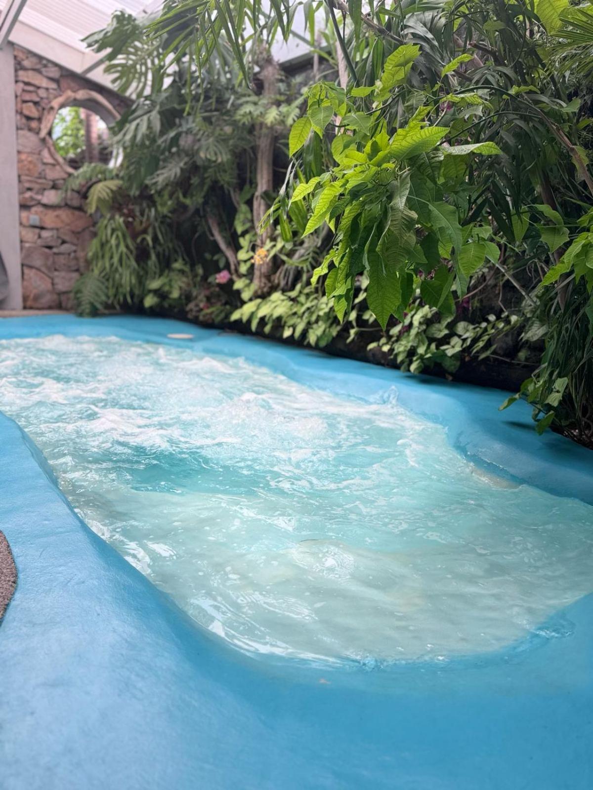 Villa Les Pieds Dans L'Eau, Cilaos Extérieur photo